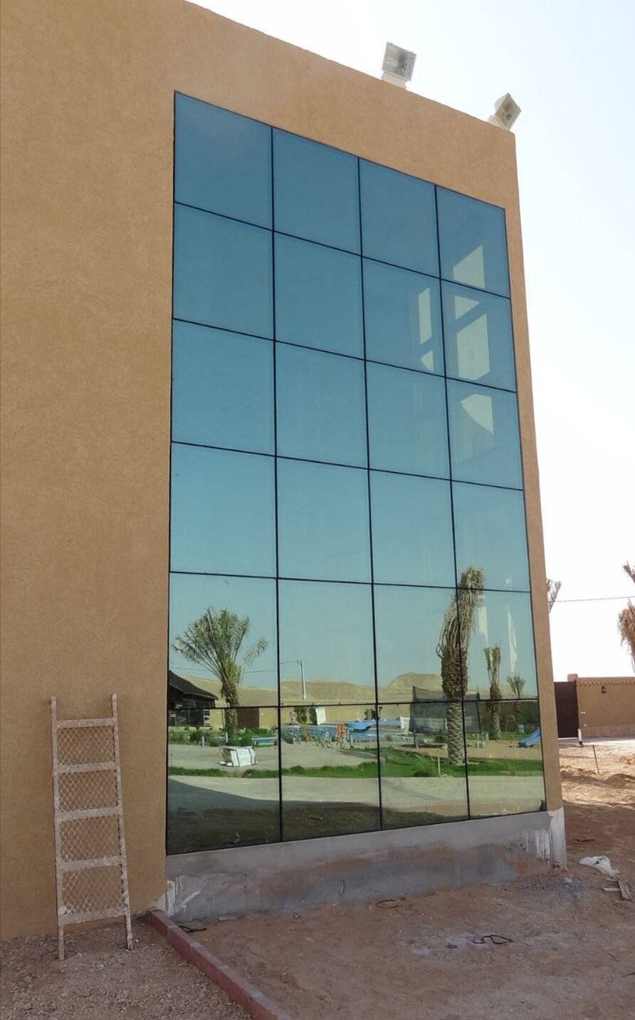 أنواع الزجاج السكريت