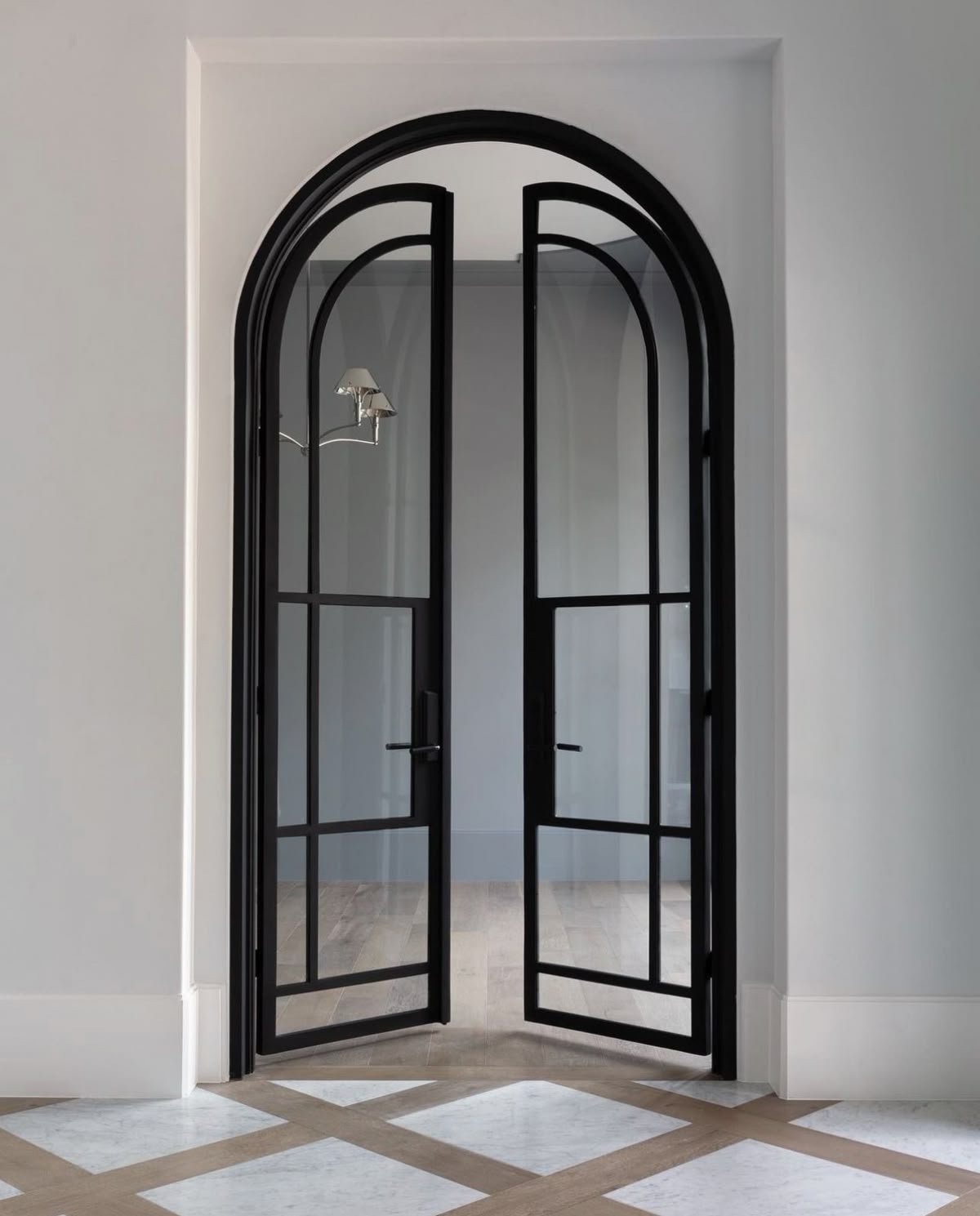 باب-زجاج سكريت مفصلي